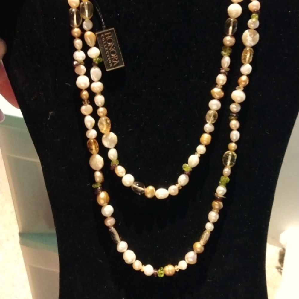 Honors Multicolor Pearl Yellow Jade Necklace